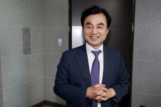 안규백 "'국민 군대' 재건하라는 시대적 사명 받아들일 것"