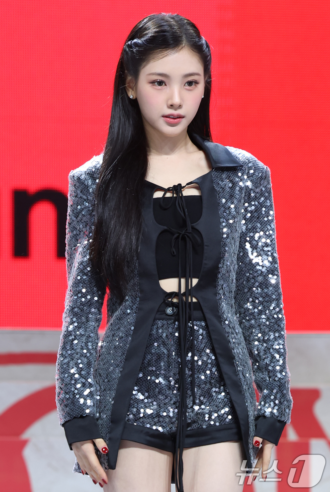 (서울=뉴스1) 권현진 기자 = 그룹 Baby DONT Cry(베이비돈크라이) 이현이 23일 서울 용산구 블루스퀘어에서 가진 데뷔 싱글 'F Girl(에프걸)' 발매 쇼케이스에서 …