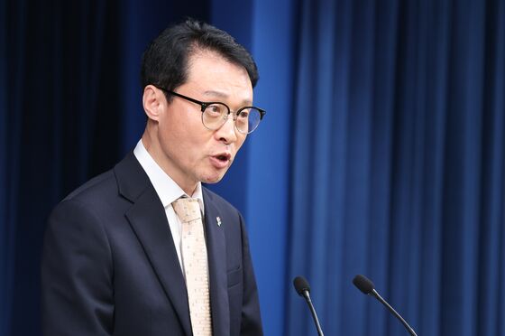 李대통령 "경제·안보 대책, 능동적으로 신속히 수립하라"(종합)