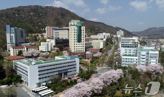 '이태석 신부 제자' 존 마옌 교수 24일 NC 홈경기서 시타