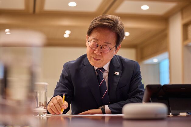 李대통령, 27일 청와대 영빈관서 국가유공자 초청 오찬