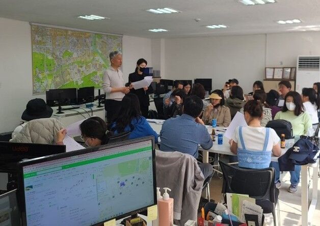 토지거래허가제 풍선효과…마포 핵심지 임장 열기 '후끈'