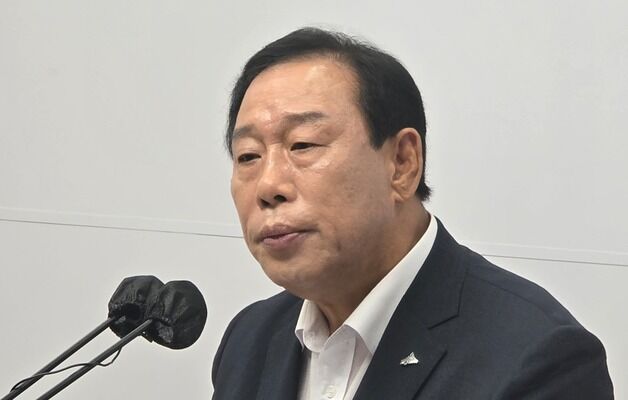 축제예산 삭감에 입틀막까지…민주당에 서운함 쏟아낸 세종시장