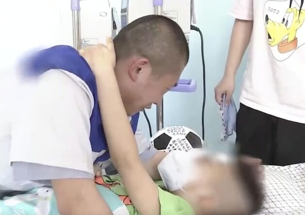 아들 암 치료비 위해 절도한 父 감옥행…결국 아들 임종 못해
