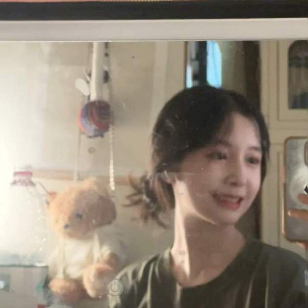 '예쁜 여자는 안돼"…中 명문여대생, 아빠가 방송 금지한 사연