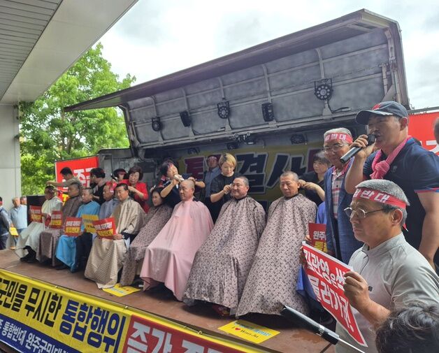 '행정통합 갈등' 속 완주군 찾는 김관영…반대측 "도지사 재선용 통합"