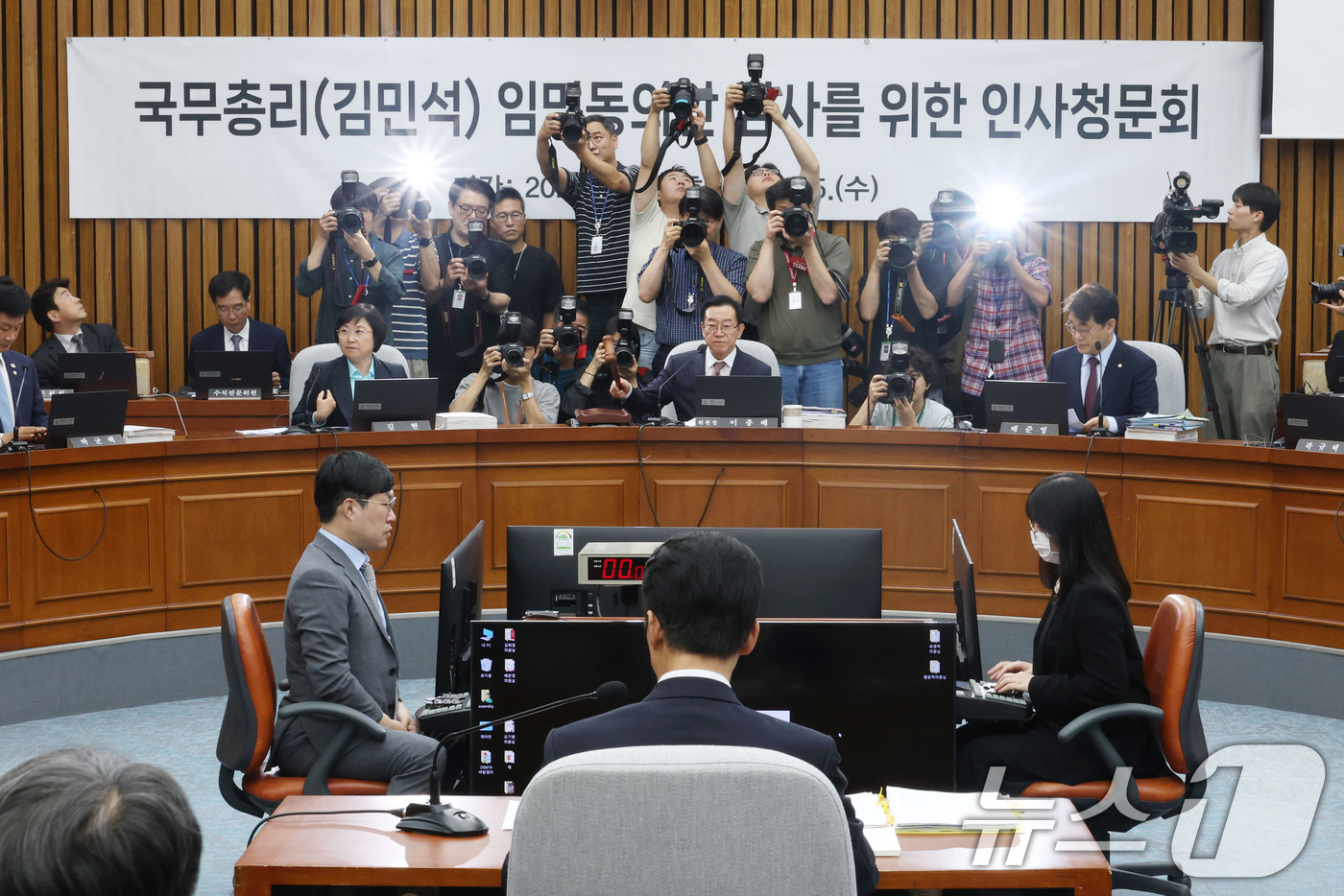 (서울=뉴스1) 이광호 기자 = 25일 오전 서울 여의도 국회에서 김민석 국무총리 후보자  임명동의안 심사를 위한 인사청문회가 열리고 있다. 2025.6.25/뉴스1