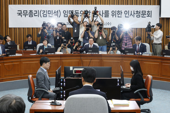 '신상 털기' 인사청문회 언제까지…'역량 평가 모델' 나왔다