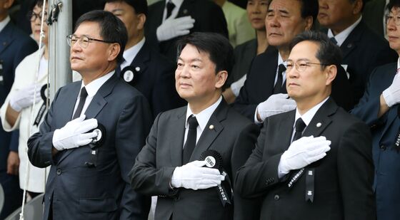 6·25전쟁 참전 유엔전몰용사 추모제 참석한 안철수