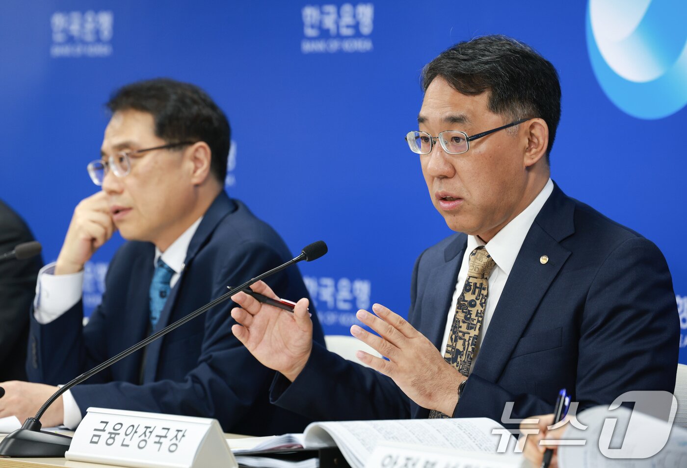 본문 이미지 - 장정수 한국은행 금융안정국장이 25일 서울 중구 한국은행에서 열린 금융안전보고서 설명회에서 발언하고 있다. (한국은행 제공. 재판매 및 DB 금지) 2025.6.25/뉴스1