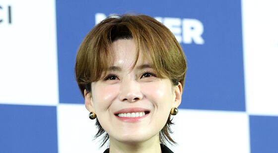 장도연, 유쾌한 미소