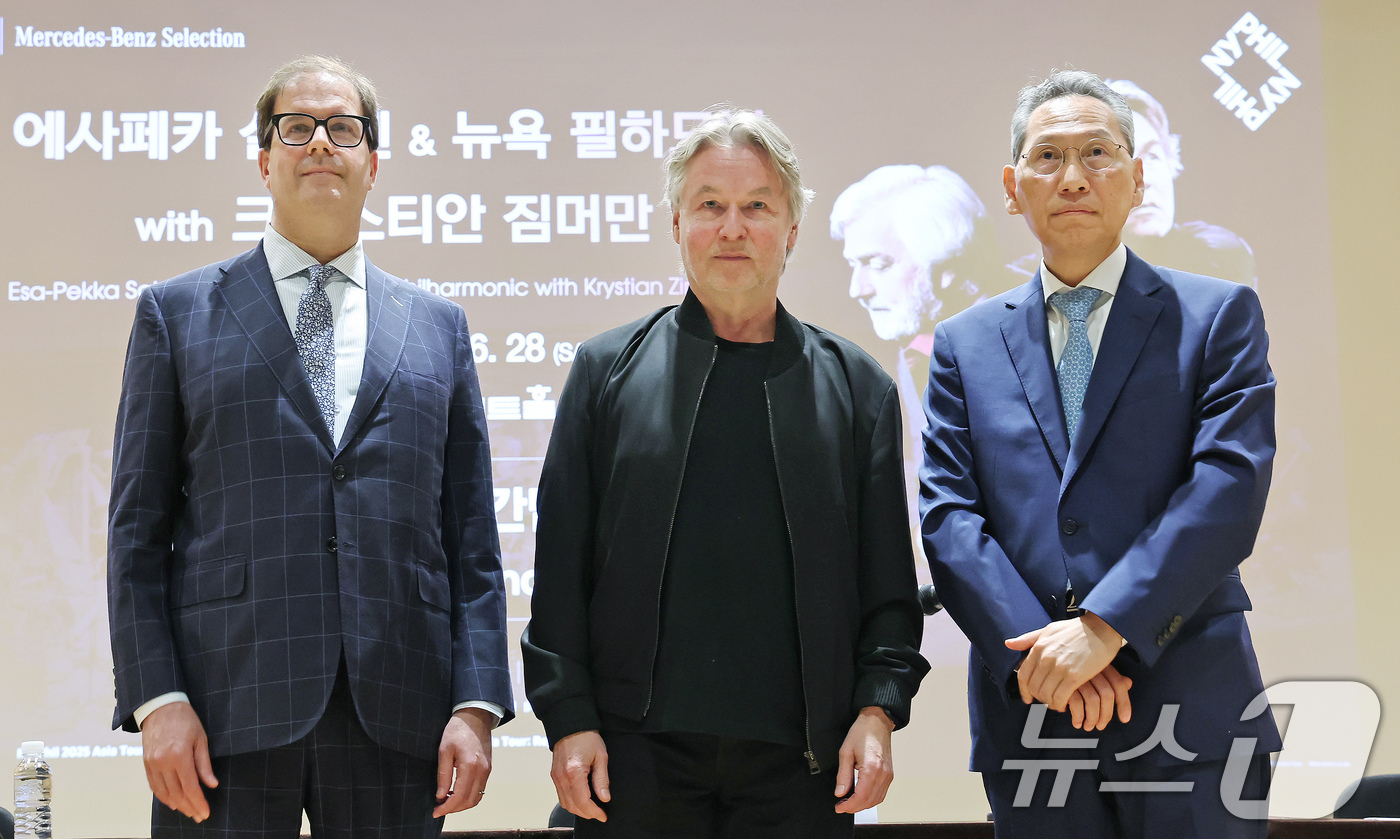 (서울=뉴스1) 장수영 기자 = 에사페카 살로넨(Esa-Pekka Salonen)이 25일 오전 서울 서초구 서울문화예술교육센터에서 에사페카 살로넨 & 뉴욕 필하모닉 with 크리 …