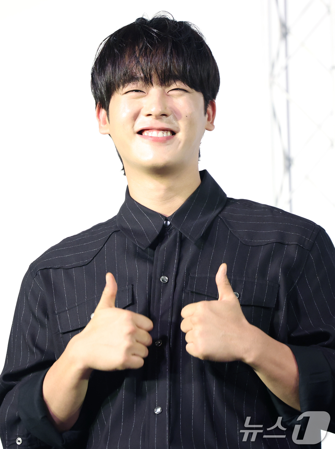 (서울=뉴스1) 권현진 기자 = 배우 이정하가 25일 서울 영등포구 CGV여의도에서 열린 제4회 청룡시리즈어워즈 핸드프린팅 행사에서 포즈를 취하고 있다. 2025.6.25/뉴스1