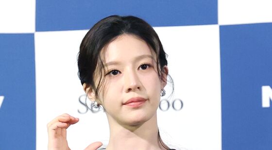 고윤정, 슬기로운 핸드프린팅