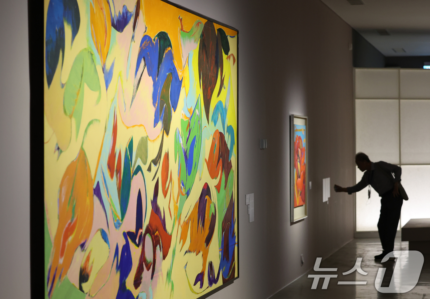 (과천=뉴스1) 김영운 기자 = 25일 오전 경기 과천시 국립현대미술관 과천에서 상설전 '한국근현대미술 II'이 언론에 공개되고 있다.지난달 개막한 '한국근현대미술Ⅰ'에 이어지는 …