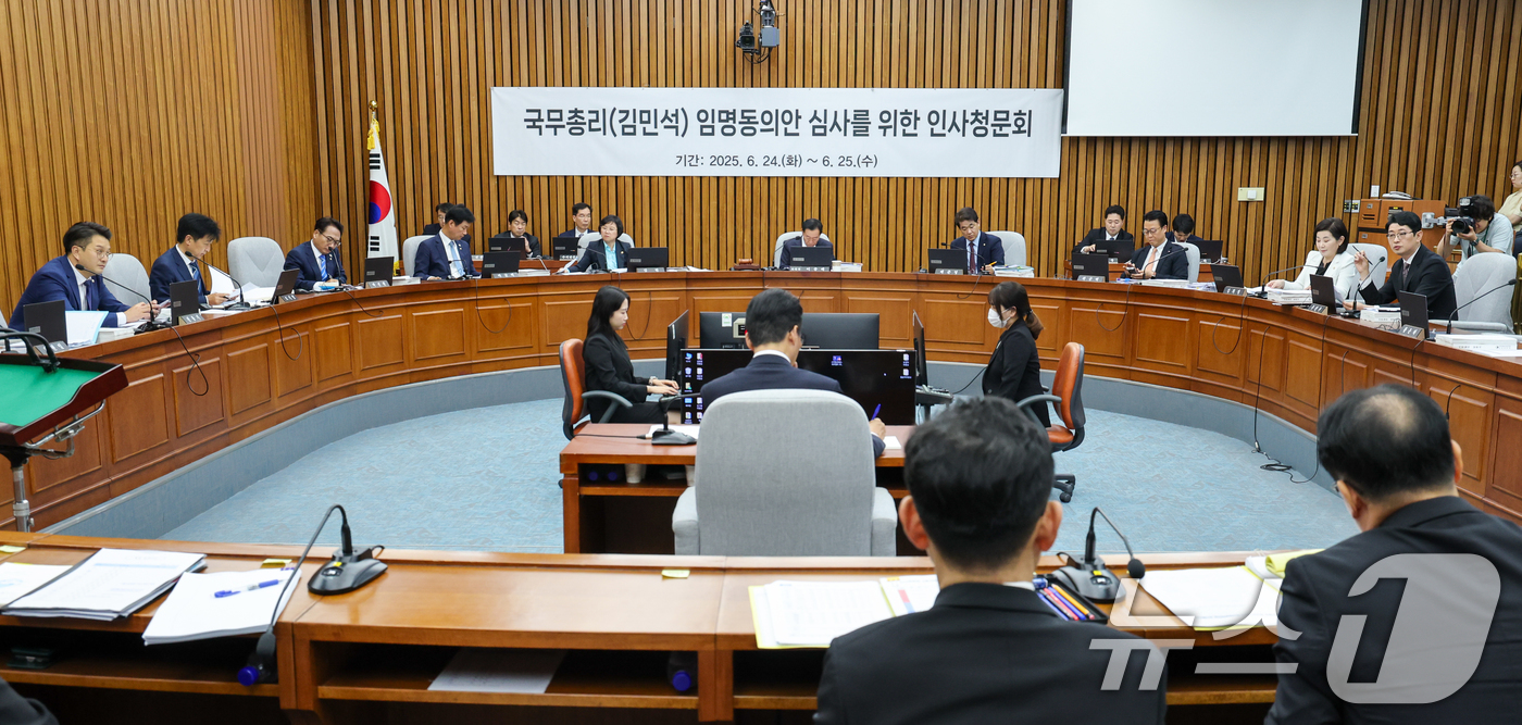 (서울=뉴스1) 안은나 기자 = 주진우 국민의힘 의원이 25일 오후 서울 여의도 국회에서 열린 김민석 국무총리 후보자 인사청문회에서 질의하고 있다. 2025.6.25/뉴스1