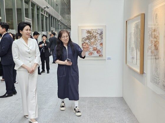 김혜경 여사, 아시아문화전당 문화창조원 '깜짝' 방문