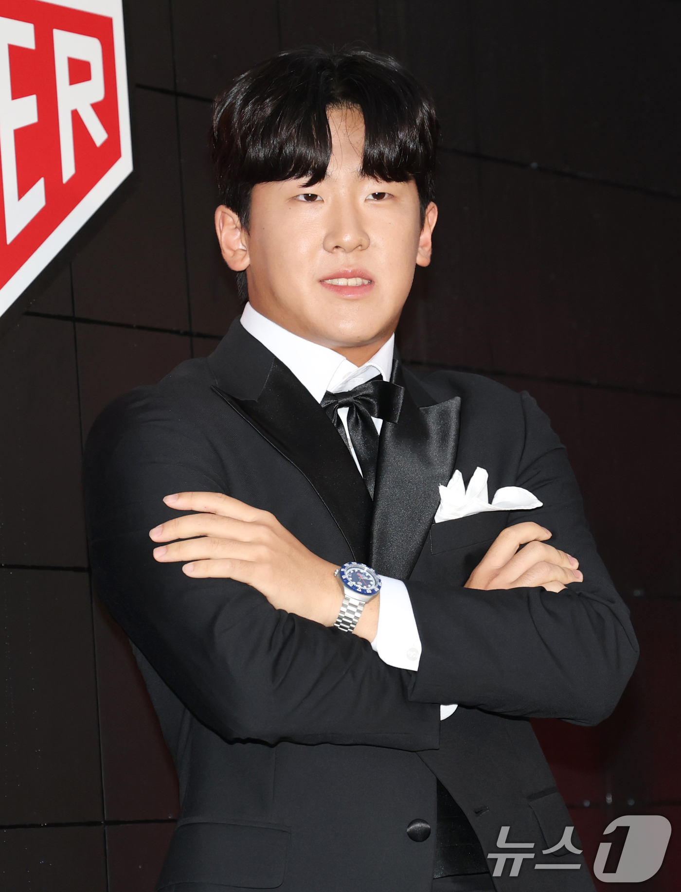 (서울=뉴스1) 권현진 기자 = 스노우보드 월드챔피온 이채운이 25일 서울 오후 마포구 문화비축기지에서 열린 ‘태그호이어 갈라 디너 이벤트’에 참석해 포즈를 취하고 있다. 2025 …