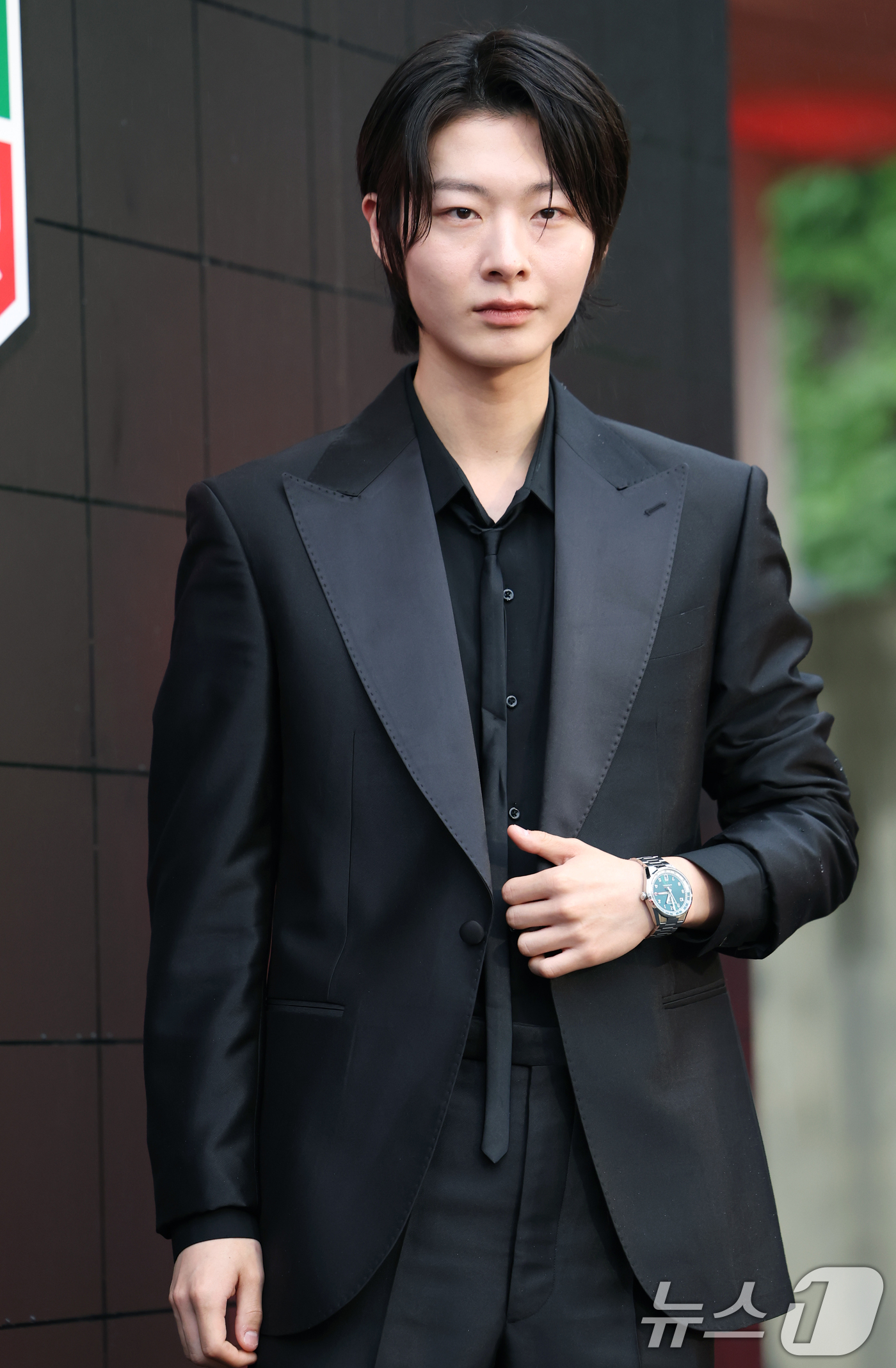 (서울=뉴스1) 권현진 기자 = 모델 최현준이 25일 서울 오후 마포구 문화비축기지에서 열린 ‘태그호이어 갈라 디너 이벤트’에 참석해 포즈를 취하고 있다. 2025.6.25/뉴스1 …