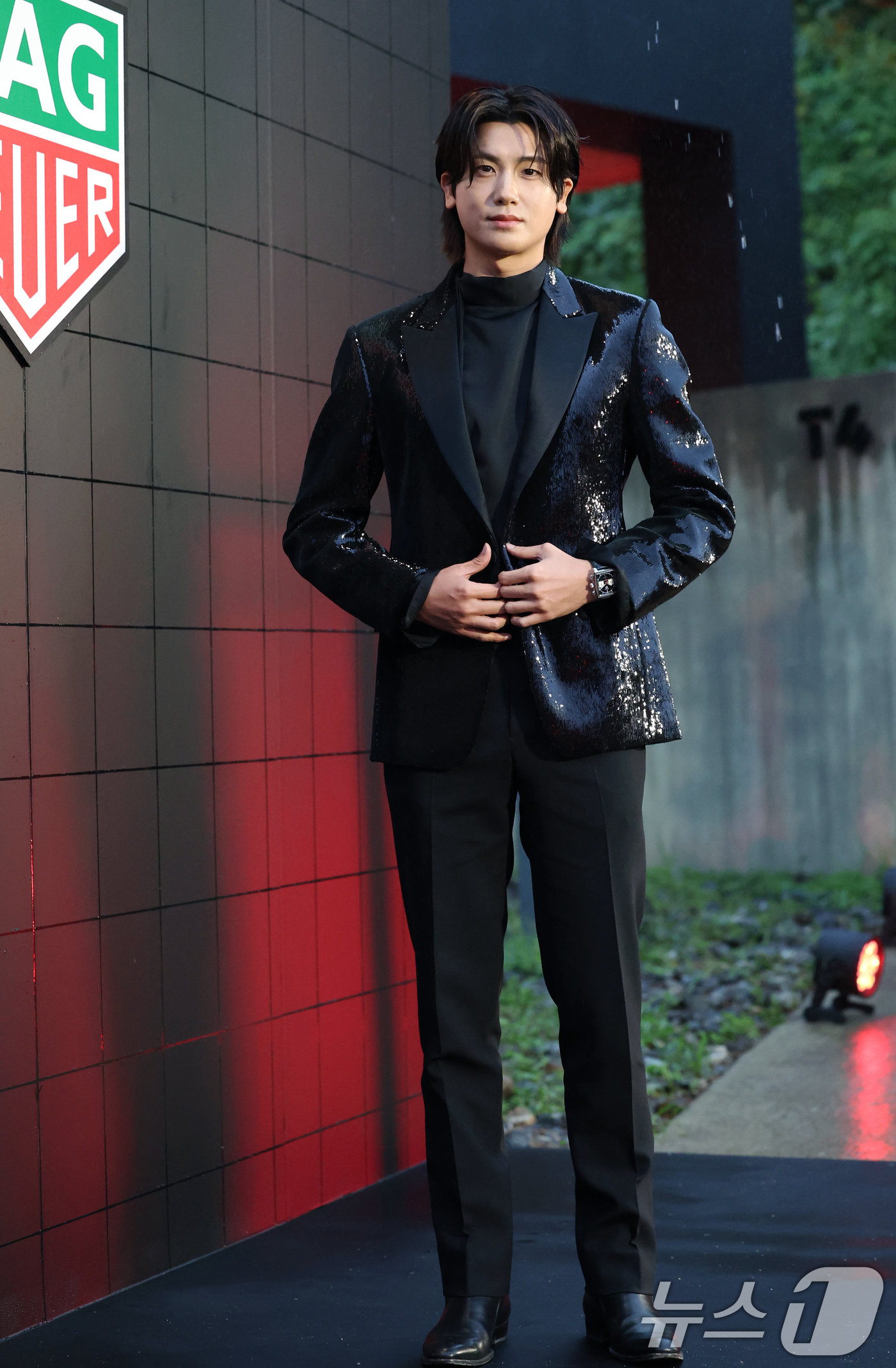 (서울=뉴스1) 권현진 기자 = 배우 박형식이 25일 서울 오후 마포구 문화비축기지에서 열린 ‘태그호이어 갈라 디너 이벤트’에 참석해 포즈를 취하고 있다. 2025.6.25/뉴스1 …