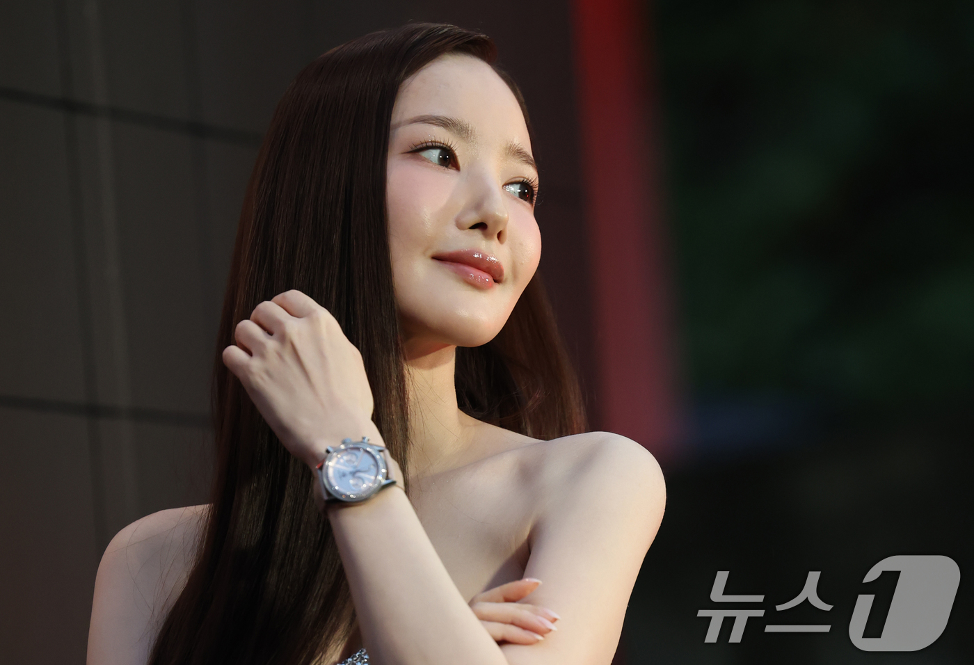 (서울=뉴스1) 권현진 기자 = 배우 박민영이 25일 서울 오후 마포구 문화비축기지에서 열린 ‘태그호이어 갈라 디너 이벤트’에 참석해 포즈를 취하고 있다. 2025.6.25/뉴스1 …