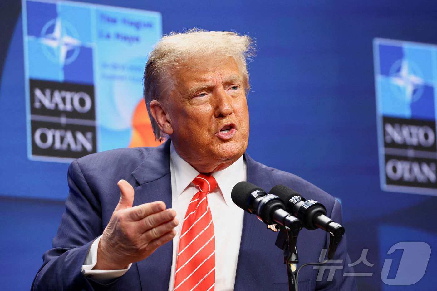 (헤이그 로이터=뉴스1) 김예슬 기자 = 25일(현지시간) 도널드 트럼프 미국 대통령이 네덜란드 헤이그에서 열린 북대서양조약기구(NATO·나토) 정상회의에서 발언하고 있다. 25. …