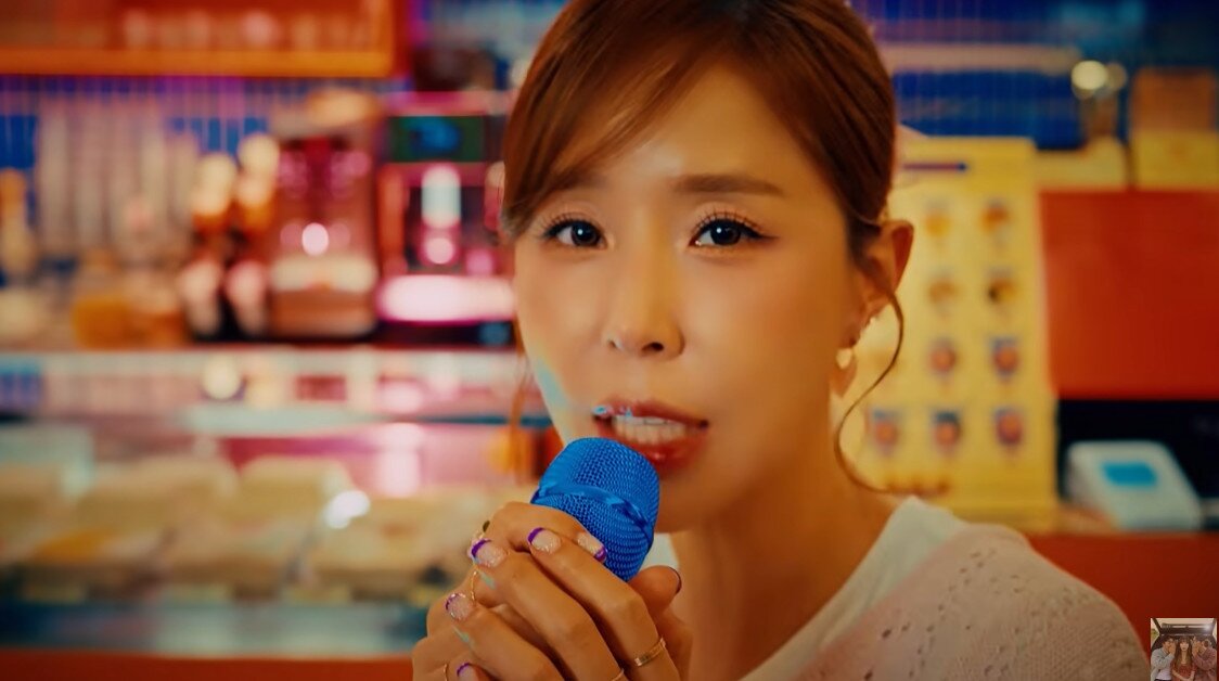 본문 이미지 - 신지 문원/뮤직비디오 티저 캡처