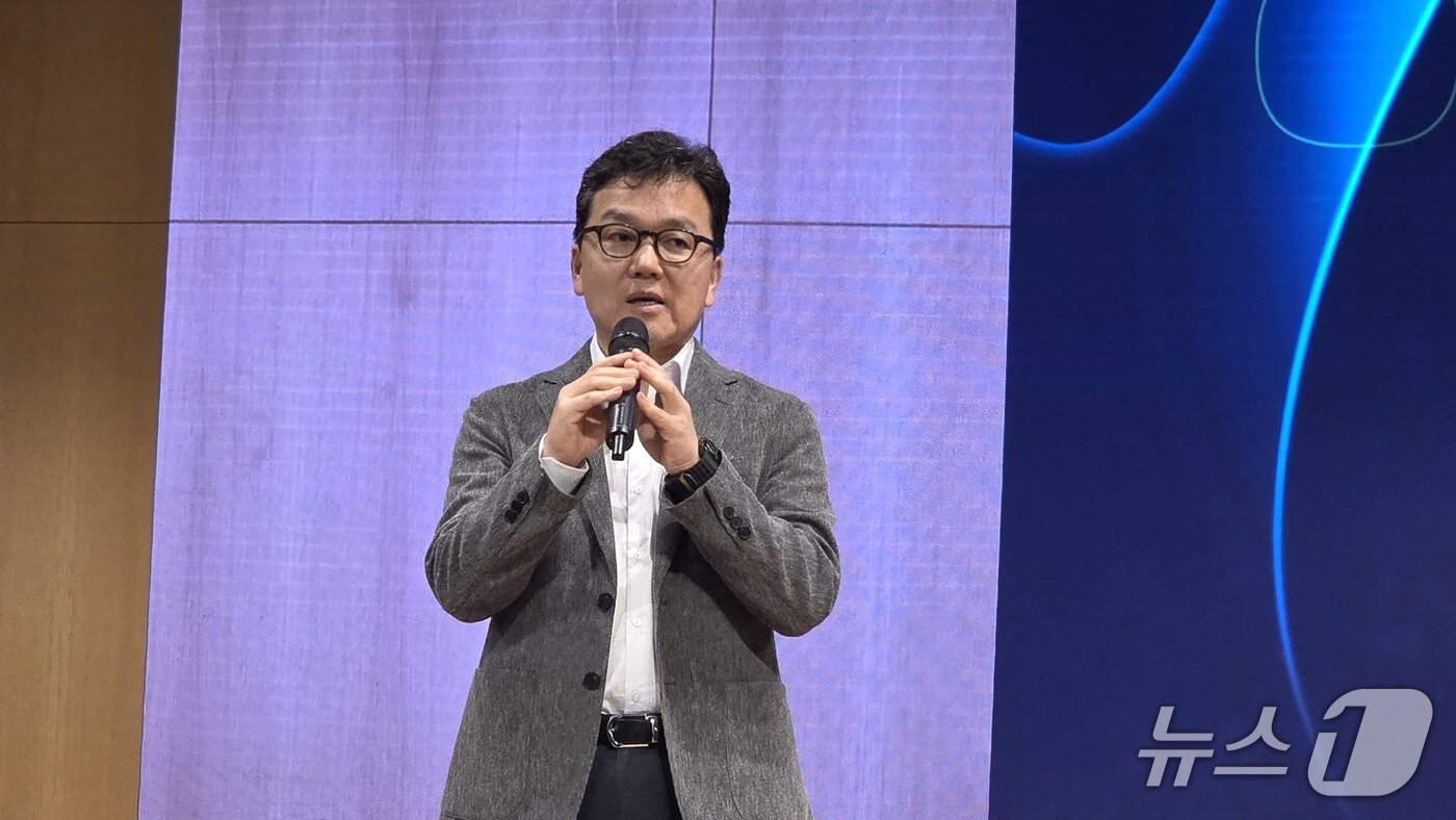 본문 이미지 - 이준희 삼성SDS 대표이사가 생성형 AI 미디어데이에서 발언하고 있다. 2025.6.26 뉴스1 ⓒ News1 김민석 기자