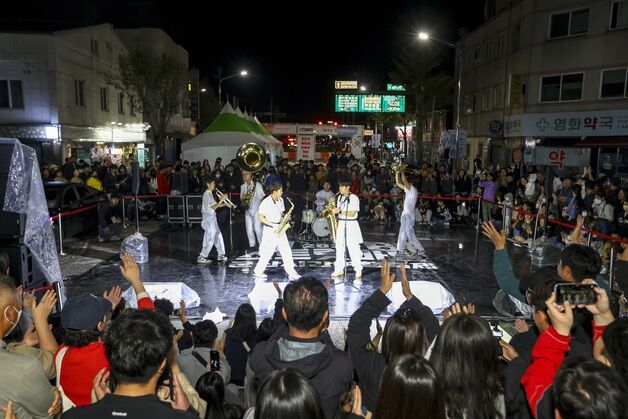 군산시, '시간여행축제' 협찬사 8월29일까지 모집