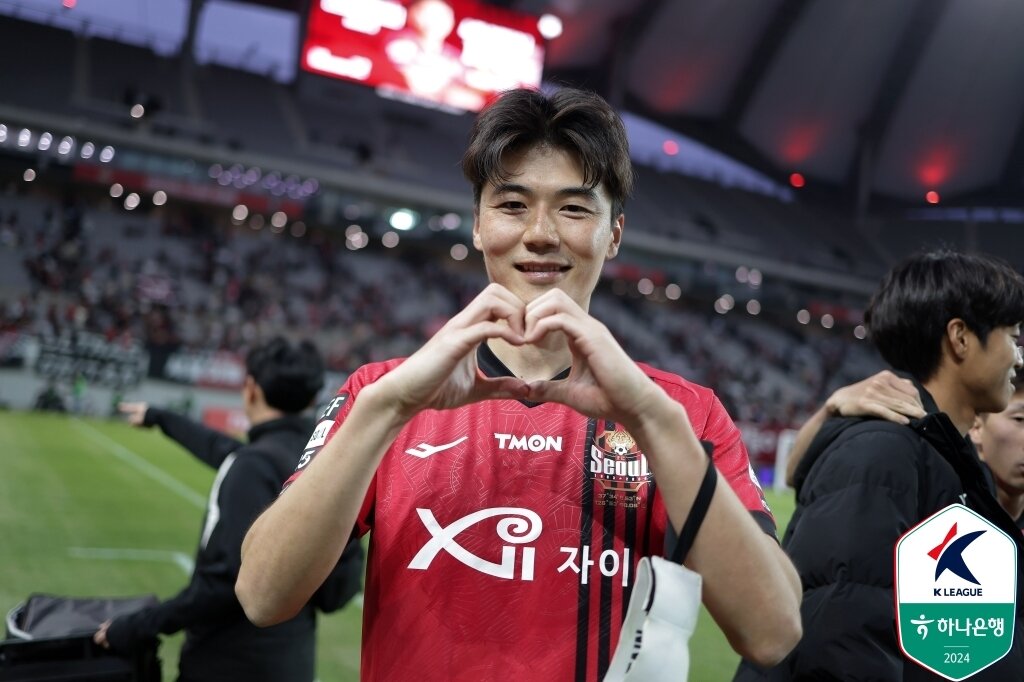 본문 이미지 - 옳고 그름의 문제는 아니다. 그의 선택은 존중되어야한다. &#40;한국프로축구연맹 제공&#41;