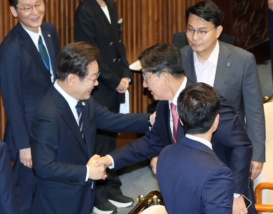 권성동, 두 번 "총리임명 안돼"…李대통령 "알았다" 팔 '툭'(종합)