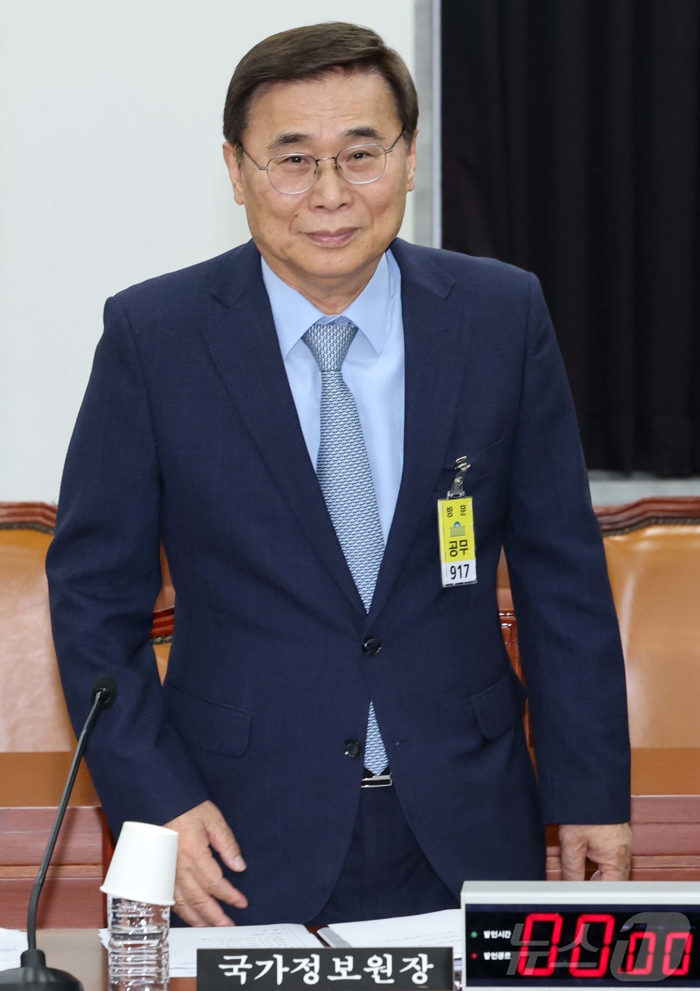 (서울=뉴스1) 국회사진기자단 = 이종석 국가정보원장이 26일 서울 여의도 국회에서 열린 정보위원회 전체회의에 출석하고 있다. 2025.6.26/뉴스1