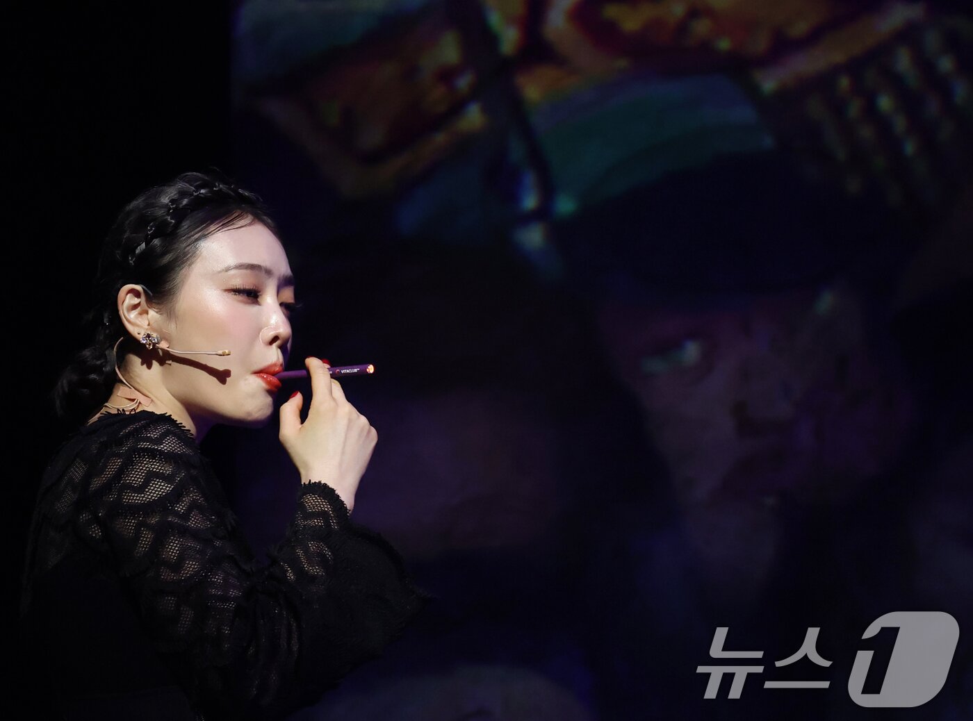본문 이미지 - 배우 김히어라가 26일 오후 서울 종로구 놀 유니플렉스 열린 뮤지컬 ‘프리다’ 프레스콜에서 섬세한 연기를 선보이고 있다. 2025.6.26/뉴스1 ⓒ News1 권현진 기자