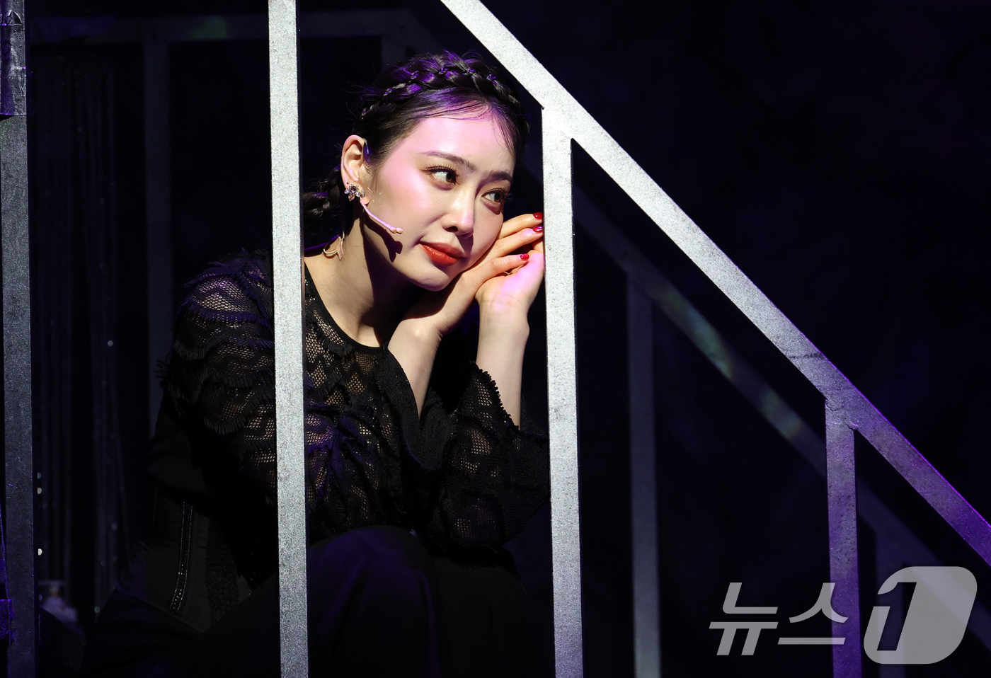 (서울=뉴스1) 권현진 기자 = 배우 김히어라가 26일 오후 서울 종로구 놀 유니플렉스 열린 뮤지컬 ‘프리다’ 프레스콜에서 열연을 펼치고 있다. 2025.6.26/뉴스1