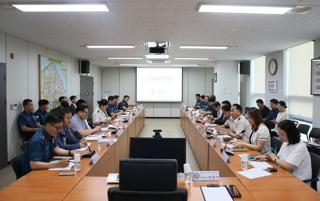 잇따른 강남 고층빌딩 투신 시도…경찰·소방·구청 등 팔 걷었다