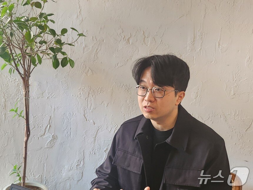 본문 이미지 - 모리타 준 퍼플렉시티 아시아태평양 대표가 뉴스1과 인터뷰하고 있다. 2025.4.16