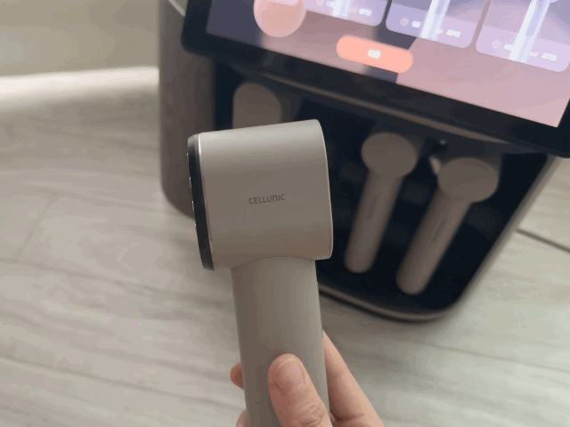 본문 이미지 - 세라젬 셀루닉 메디스파 프로 제품 중 퍼밍샷 모듈  ⓒ News1 이민주 기자