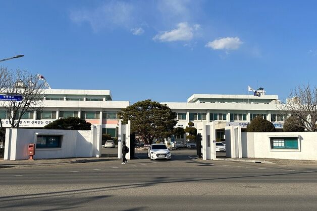 수영부 후배 강제추행 고교생 2명 재판서 "장난이었다"