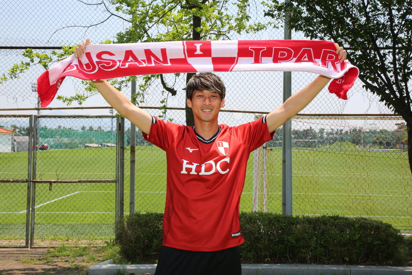 본문 이미지 - 부산아이파크에 합류한 리영직 (부산 제공)