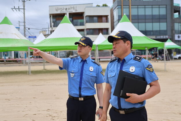 속초해경서장, 해수욕장 개장 대비 안전점검
