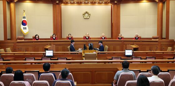 헌재 "2회 이상 음주운전시 2년간 운전면허 취득 제한은 정당"