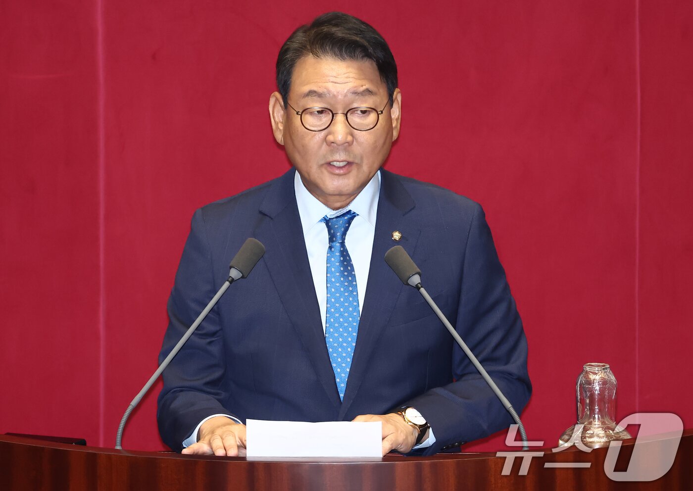 본문 이미지 - 국회 문화체육관광위원장에 당선된 김교흥 더불어민주당 의원이 27일 오후 서울 여의도 국회에서 열린 본회의에서 당선 인사말을 하고 있다. 2025.6.27/뉴스1 ⓒ News1 김민지 기자