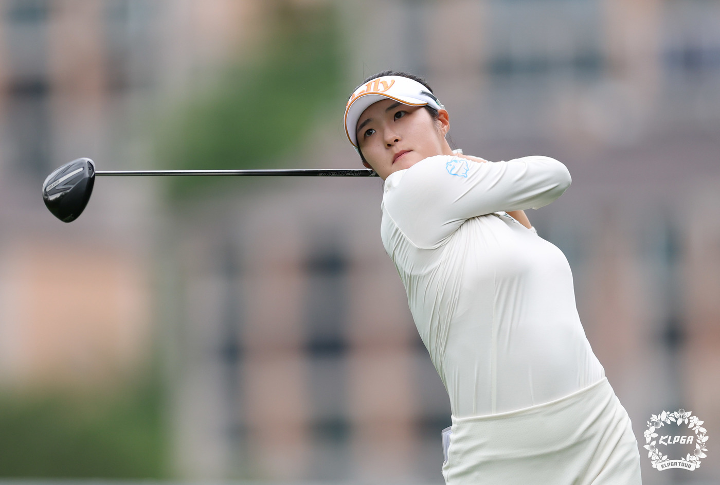 (서울=뉴스1) = 김민별이 27일 강원도 용평 버치힐CC에서 열린 '맥콜 모나 용평 오픈 Wih SBSGolf' 1라운드에서 9번 홀에서 티샷을 하고 있다. (KLPGA 제공. …