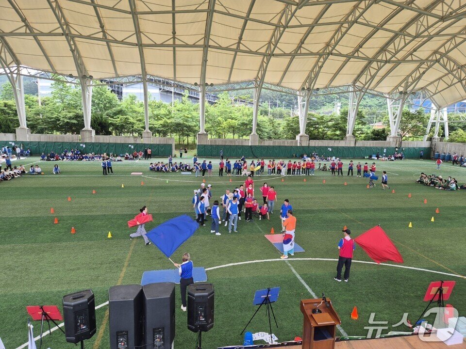 본문 이미지 - 목포제일정보중·고등학교 체육대회 장면. &#40;전남교육청 제공, 재판매 및 DB금지&#41;/뉴스1 