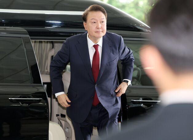 내란 특검 "국무회의·외환 조사 재개…부장검사가 진행"[문답]