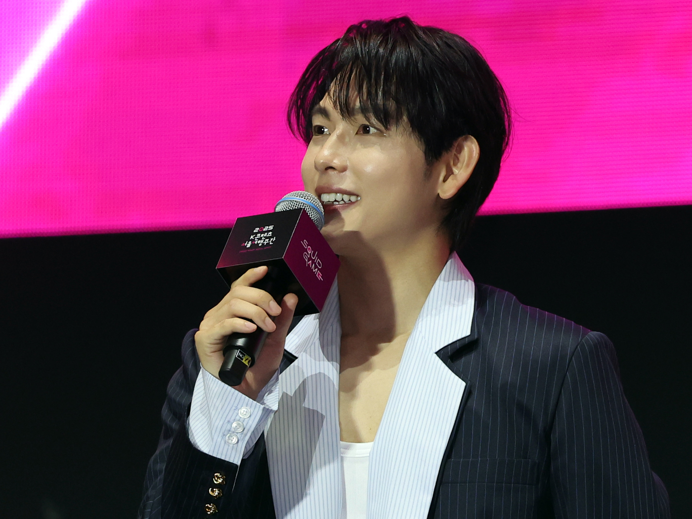 (서울=뉴스1) 황기선 기자 = 배우 임시완이 28일 오후 서울광장에서 열린 오징어게임 시즌3 글로벌 피날레 무대인사에서 발언을 하고 있다. 2025.6.28/뉴스1