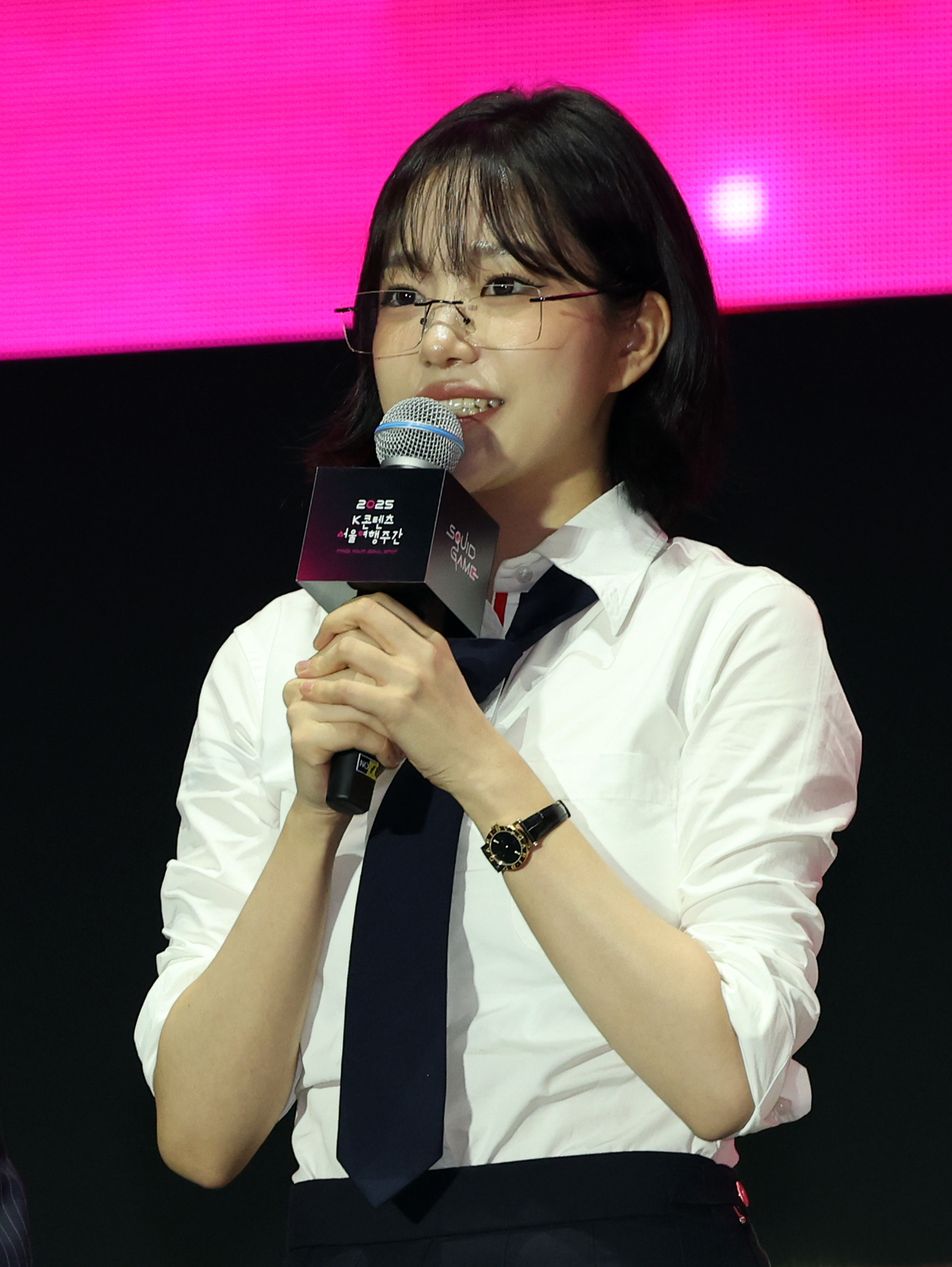 (서울=뉴스1) 황기선 기자 = 배우 조유리가 28일 오후 서울광장에서 열린 오징어게임 시즌3 글로벌 피날레 무대인사에서 발언을 하고 있다. 2025.6.28/뉴스1