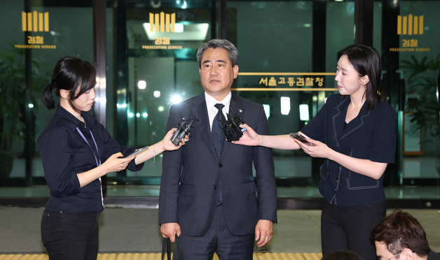 尹 "나라·국민 위해서면 사형인들 무기인들 어떠냐"…변호인단 전언