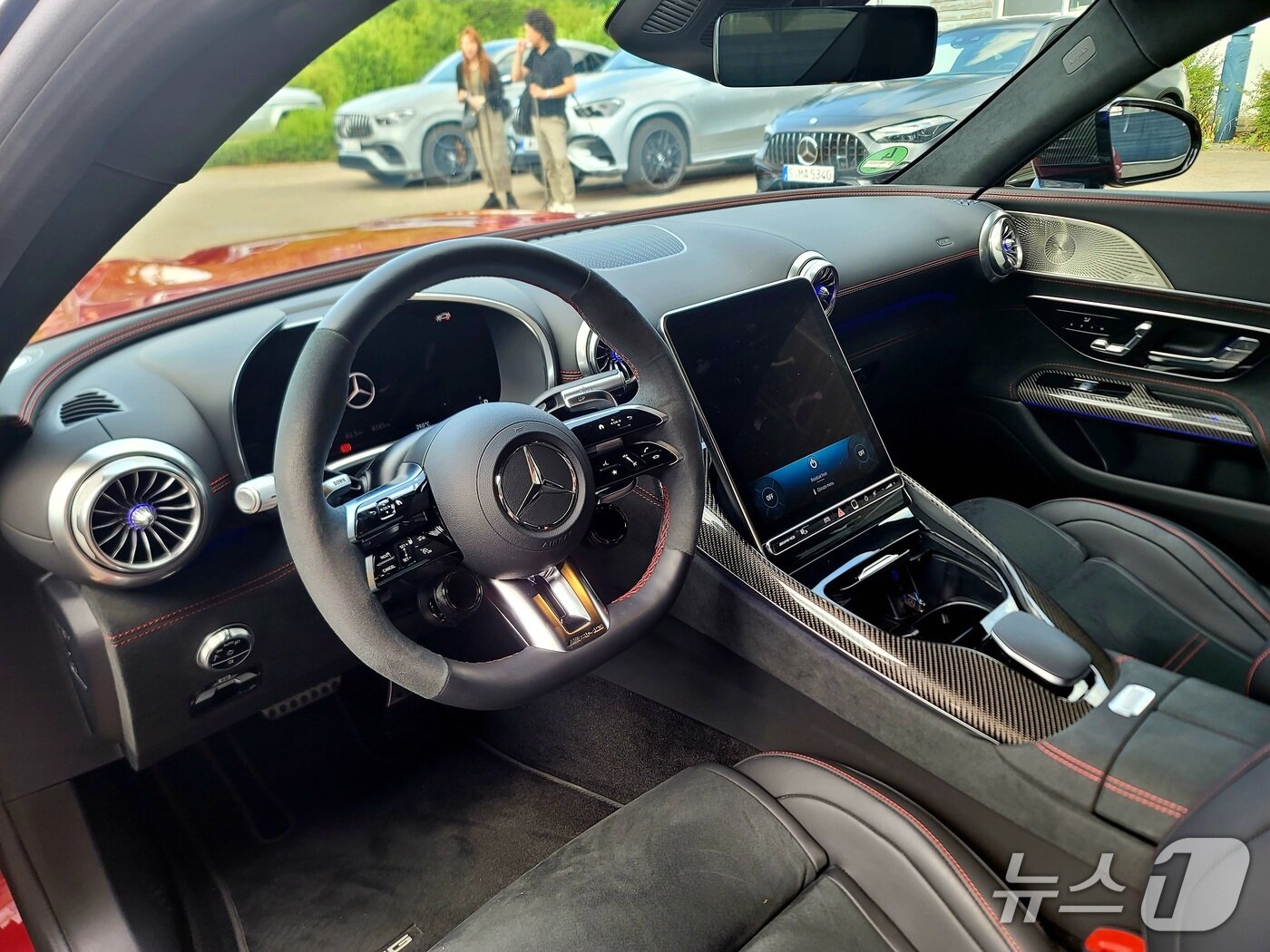 본문 이미지 - 메르세데스-AMG GT 63 PRO 4MATIC+ ⓒ 뉴스1 박기범 기자