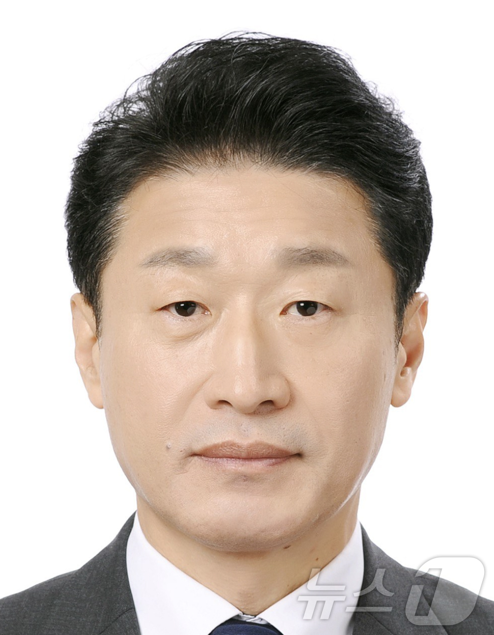 (서울=뉴스1) 이재명 기자 = 이재명 대통령이 29일 산업통상자원부 2차관에 이호현 산업통상자원부 에너지정책실장을 임명했다. (대통령실 제공. 재판매 및 DB 금지) 2025.6 …